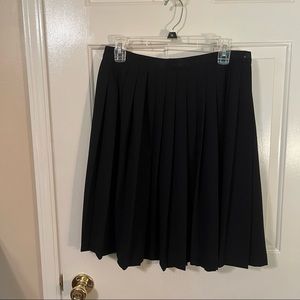 Jones New York pleated skirt